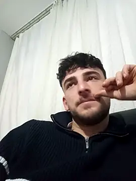 yasinesra757  online show from February 26, 2026, 8:20 pm