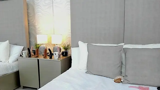 Snapshot of scarlett_leblanc_ chatting on November 27, 2025, 2:06 pm scarlett leblanc online show from November 27, 2025, 2:06 pm