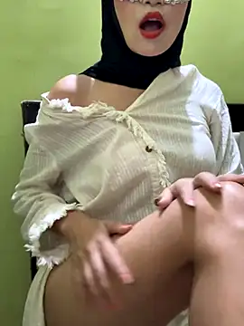 Snapshot of Sexy_Adaye chatting on December 2, 2025, 6:53 pm Sexy Adaye online show from December 2, 2025, 6:53 pm