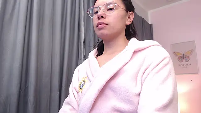 Cherryy summer online show from November 18, 2025, 3:26 pm