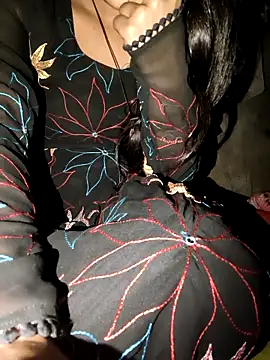 Hot Simran 01 online show from October 31, 2025, 7:27 am