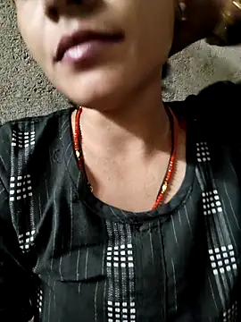 Hot Simran 01 online show from November 3, 2025, 3:01 am