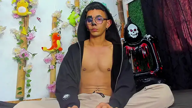 jackk blaze online show from October 31, 2025, 6:48 pm