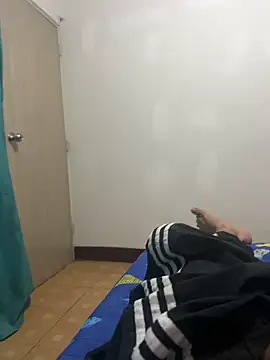 starboy2812 online show from December 22, 2025, 3:28 am