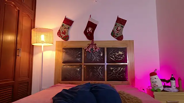 dark angell77 online show from December 5, 2025, 11:09 am