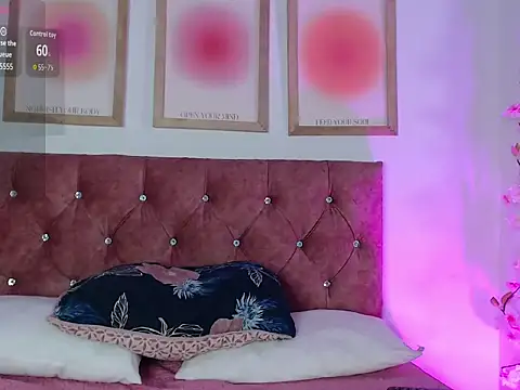 Madisonkay online show from November 20, 2025, 7:14 pm