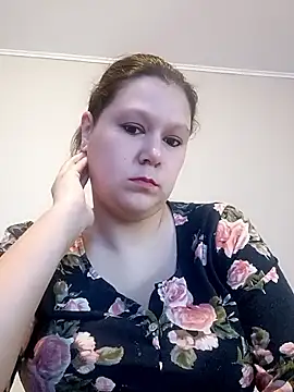Snapshot of GlitterAuburn chatting on February 26, 2026, 1:22 pm GlitterAuburn online show from February 26, 2026, 1:22 pm