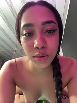 Ania rose online show from December 22, 2025, 5:46 pm