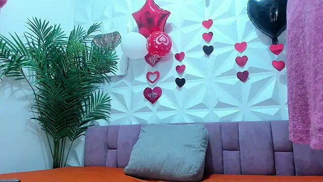 Snapshot of Anggie_Miller chatting on February 26, 2026, 10:15 am Anggie Miller online show from February 26, 2026, 10:15 am