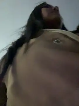 Samantha firee online show from March 19, 2026, 10:59 am