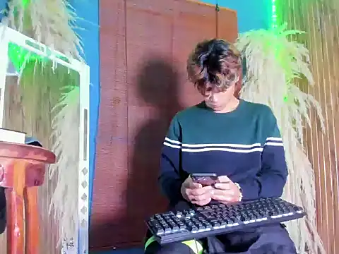 Leo Glow online show from December 21, 2025, 9:00 am