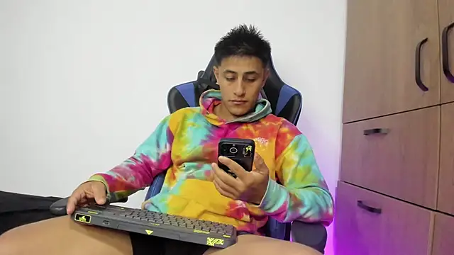 dorman boy online show from January 15, 2026, 3:54 am