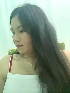 Blue-nice123 online show from November 12, 2025, 1:04 pm