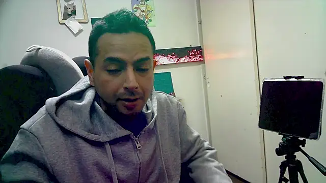 YoungStallionXL online show from February 25, 2026, 7:41 am