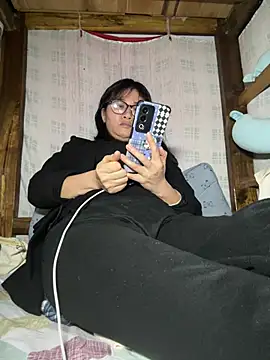 daaqnn online show from April 13, 2026, 1:04 pm