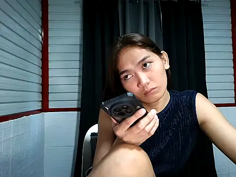 xwildflowerx online show from February 13, 2026, 11:27 pm