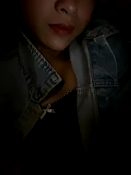 Ngoclan2k online show from November 18, 2025, 4:49 am