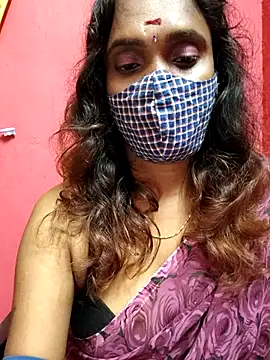 Queen-dhivya online show from December 1, 2025, 3:57 pm