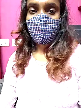 Queen-dhivya online show from December 4, 2025, 5:56 pm