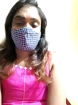 Queen-dhivya online show from December 18, 2025, 12:31 pm