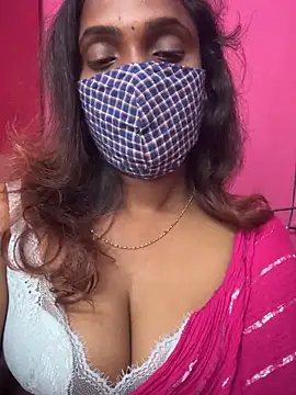 Queen-dhivya online show from November 26, 2025, 6:24 am