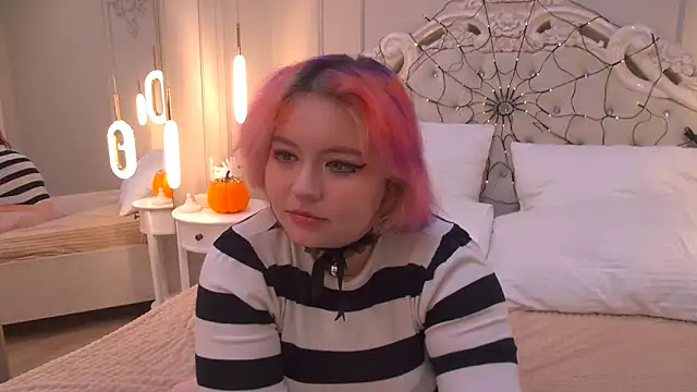 JennyBloom online show from November 8, 2025, 7:34 am