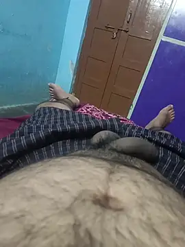 bearslove143 online show from March 21, 2026, 6:45 pm