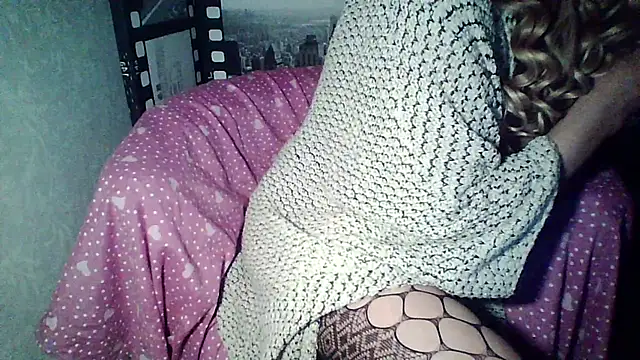 salentinasexy online show from March 18, 2026, 11:48 pm