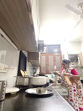 Hot-Sana2 online show from April 20, 2026, 1:56 pm