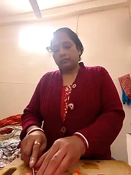 Hot-Sana2 online show from November 12, 2025, 9:46 am