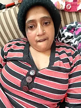 Hot-Sana2 online show from January 6, 2026, 5:50 pm