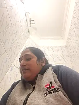 Hot-Sana2 online show from December 1, 2025, 4:35 am