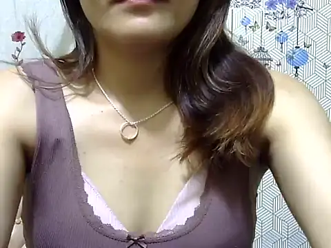 maira 33 online show from February 5, 2026, 6:15 pm