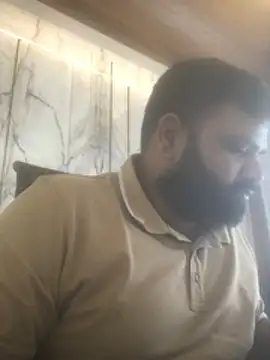 alan0ass online show from April 15, 2026, 10:21 am