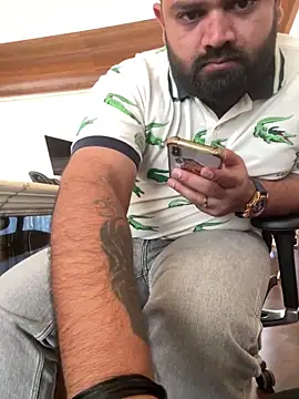 alan0ass online show from April 11, 2026, 11:47 am