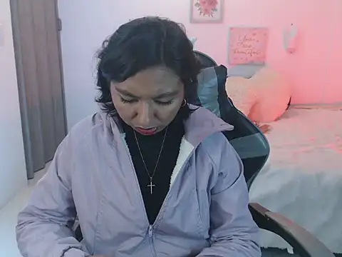 Samanta 777 online show from April 23, 2026, 3:46 am