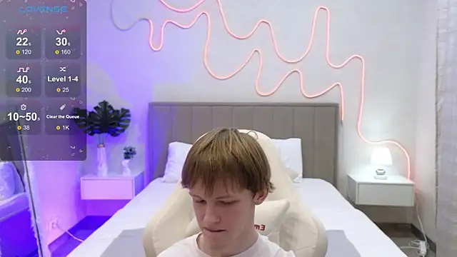 Fakeangel87 online show from November 7, 2025, 8:52 am