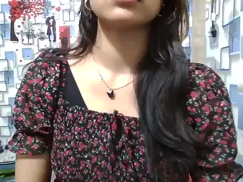 Snapshot of pragya_44 chatting on February 19, 2026, 4:04 pm pragya 44 online show from February 19, 2026, 4:04 pm