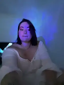 Romina foxxx  online show from November 10, 2025, 12:54 pm