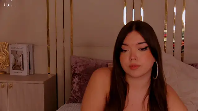 Snapshot of NaomiAster chatting on February 6, 2026, 1:07 pm NaomiAster online show from February 6, 2026, 1:07 pm