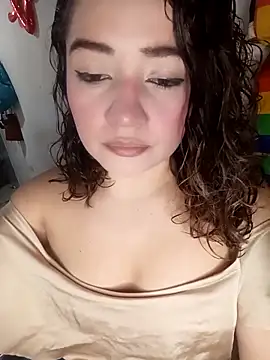 Snapshot of alexa_gom chatting on December 3, 2025, 4:57 am alexa gom online show from December 3, 2025, 4:57 am