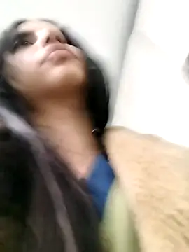 Snapshot of catalinamunoz chatting on November 7, 2025, 7:40 pm catalinamunoz online show from November 7, 2025, 7:40 pm