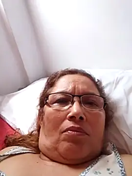 Snapshot of Cessi50 chatting on February 22, 2026, 4:41 pm Cessi50 online show from February 22, 2026, 4:41 pm