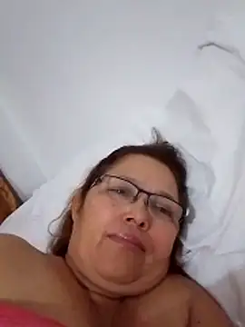 Snapshot of Cessi50 chatting on February 15, 2026, 12:11 am Cessi50 online show from February 15, 2026, 12:11 am