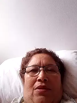 Snapshot of Cessi50 chatting on February 24, 2026, 12:39 pm Cessi50 online show from February 24, 2026, 12:39 pm