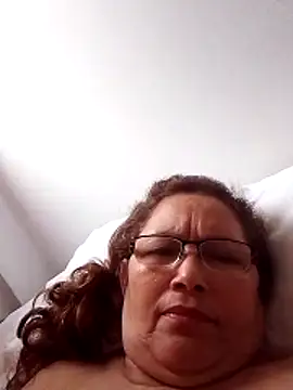 Snapshot of Cessi50 chatting on February 15, 2026, 12:59 pm Cessi50 online show from February 15, 2026, 12:59 pm