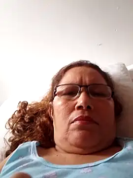 Snapshot of Cessi50 chatting on February 12, 2026, 2:17 pm Cessi50 online show from February 12, 2026, 2:17 pm