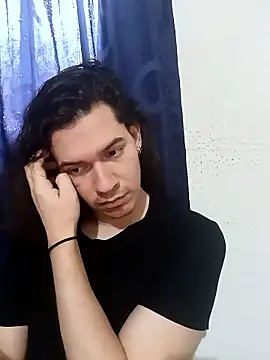 OnixAgata0 online show from January 11, 2026, 9:33 pm