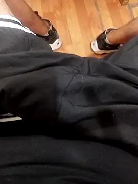 Elpichulotote20 online show from February 18, 2026, 12:30 am