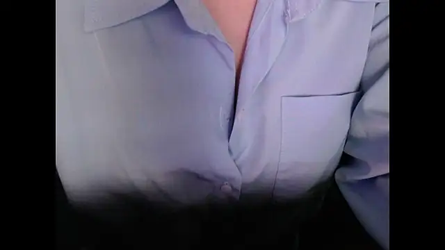 Sunny-Aurora online show from November 1, 2025, 7:35 am